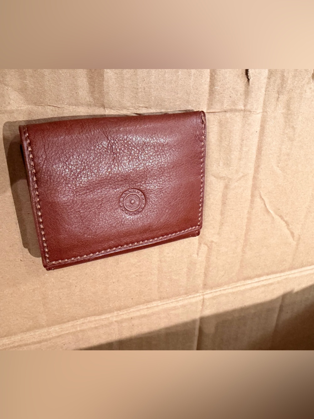 Classic Brown Leather Men’s Bifold Wallet